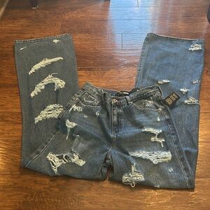 FashionNova wide leg stretched jeans size 9 NWT